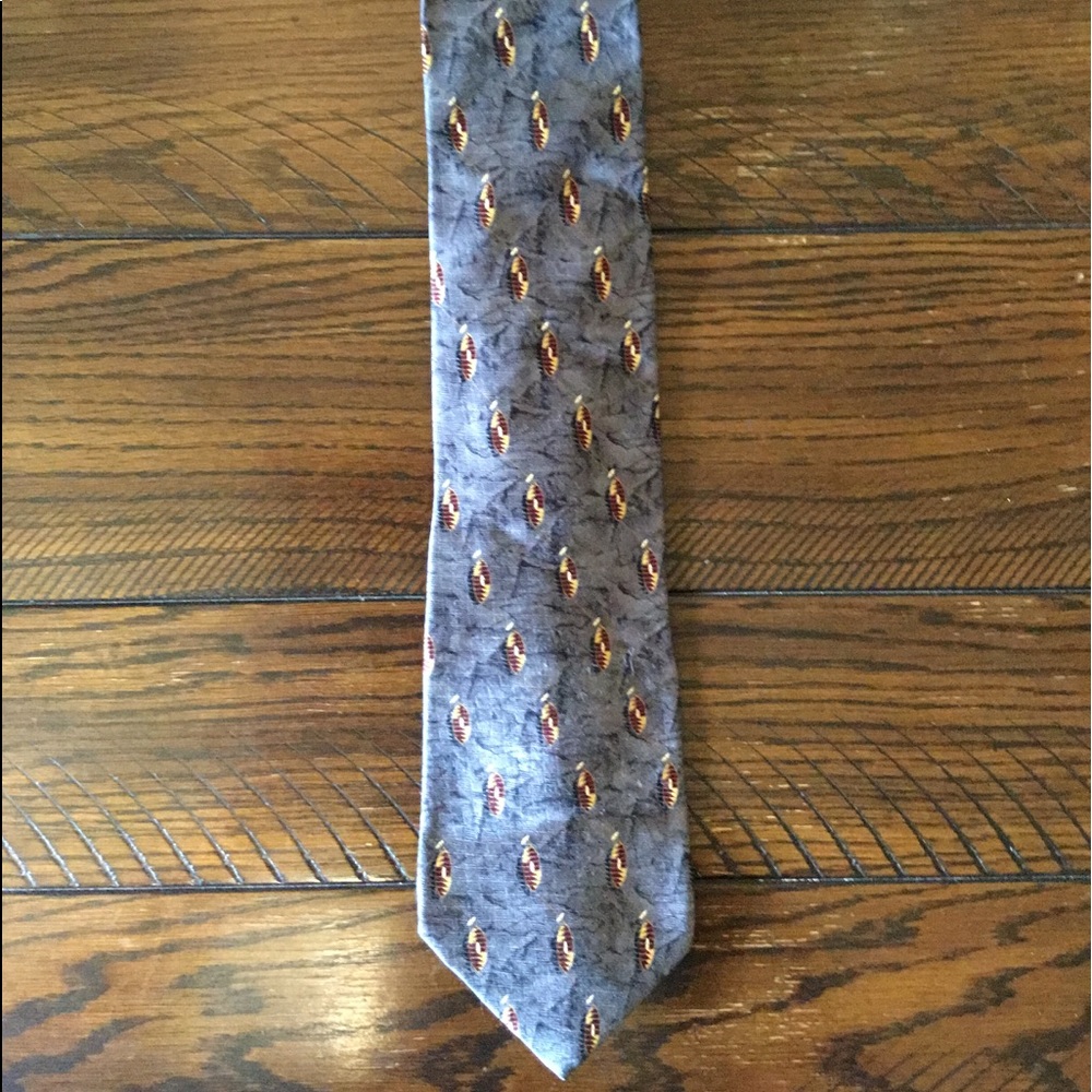Bill Blass Black Label Men’s Silk Tie
